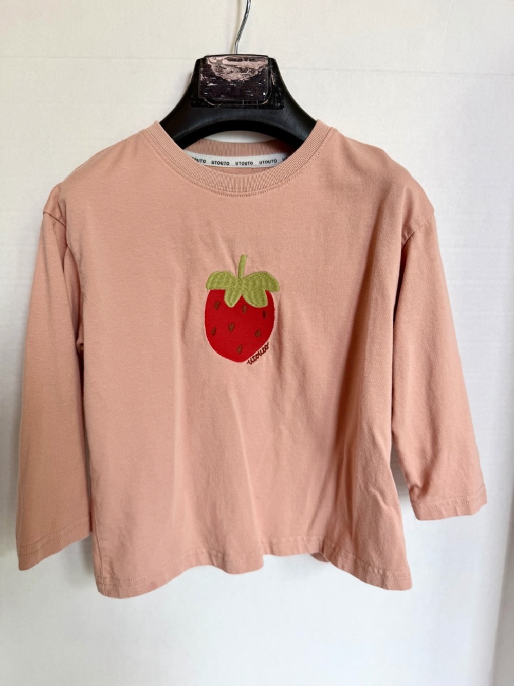 Girls' Long-Sleeve Strawberry Tee - Blush Pink size 100 or 4T Like New